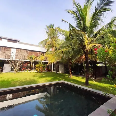 Redbox House Villa